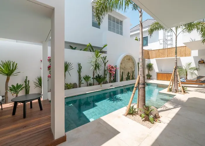 Casa Embra - Elegant 4Br Villa In Berawa, 5 Mins To Beach! * Canggu (Bali)