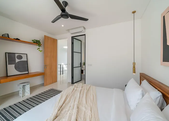 Casa Embra - Elegant 4Br Villa In Berawa, 5 Mins To Beach! Canggu (Bali)